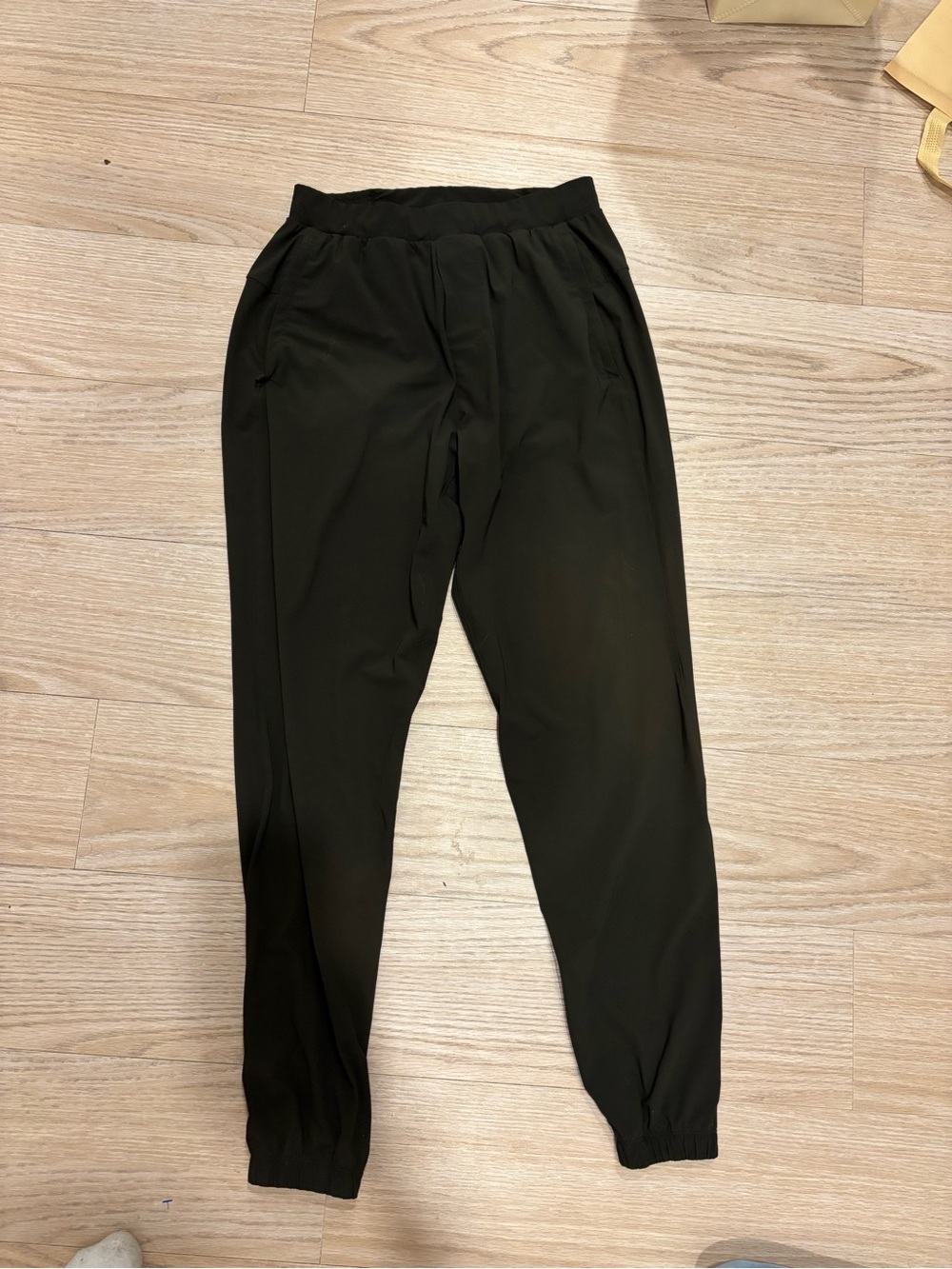 Lululemon men’s surge joggers - Picture 5 of 7